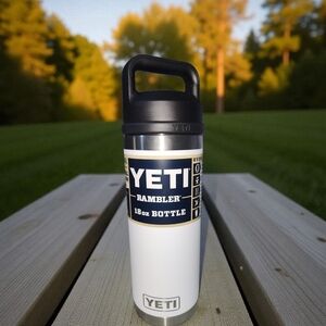 YETI Rambler 18oz Bottle Chug - White BPA Free NEW